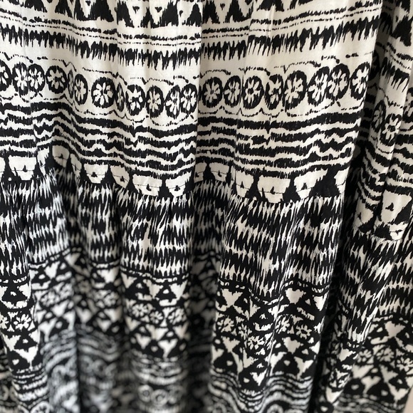 INC International Concepts Black and White Maxi A-Line Skirt - Picture 4 of 6